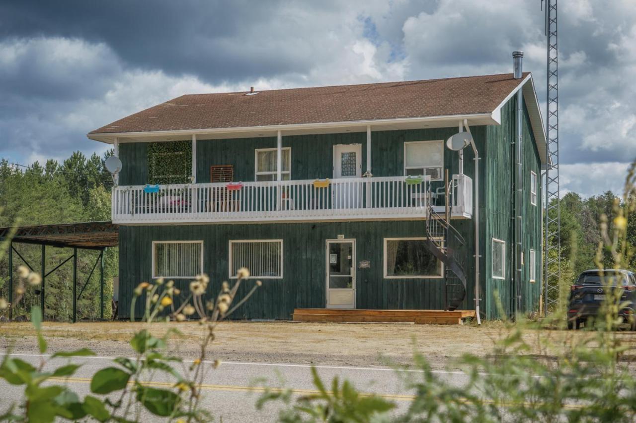 Le Refuge Du Repaire Villa Saint-Alexis-des-Monts Eksteriør billede